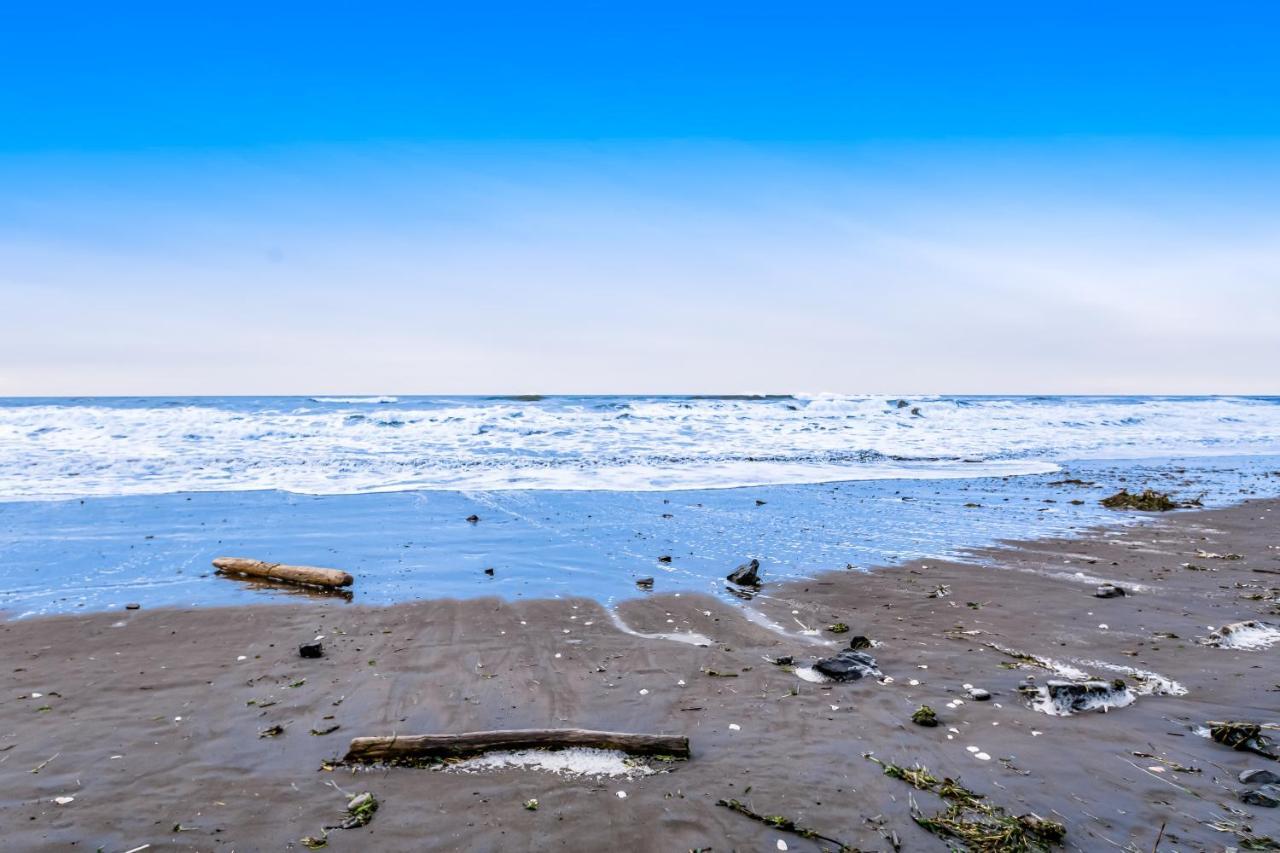 Once Upon A Tide Apartment Westport Bagian luar foto