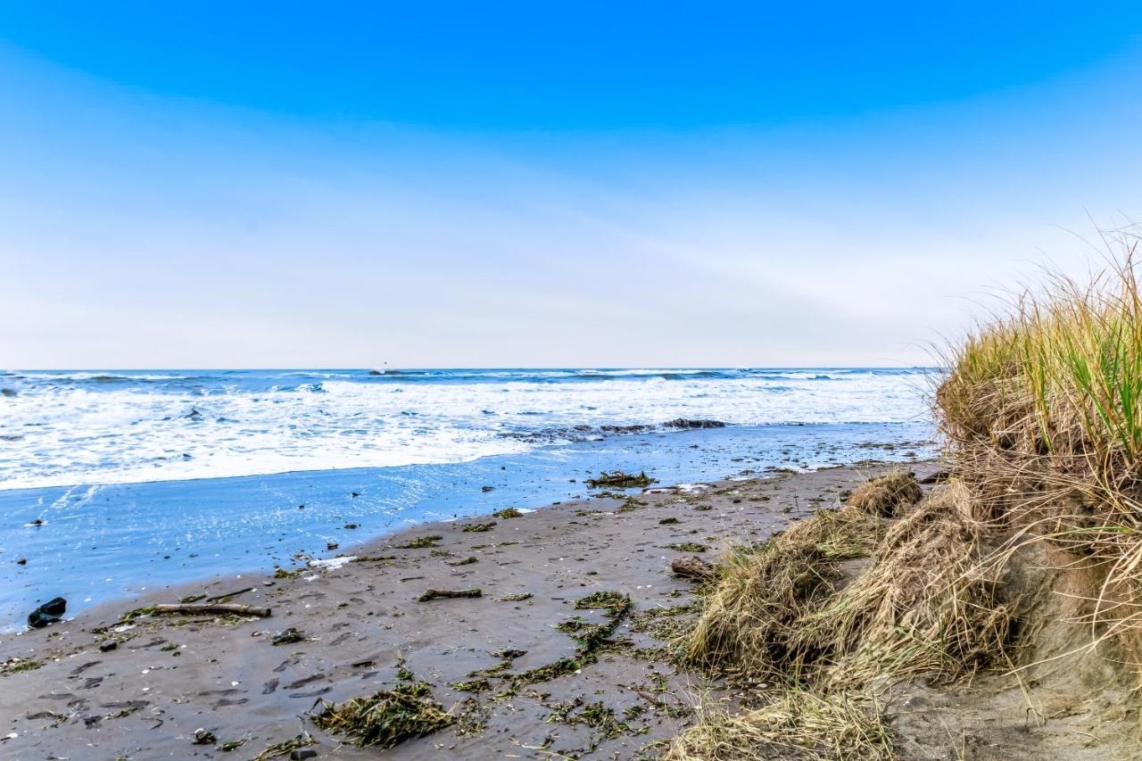 Once Upon A Tide Apartment Westport Bagian luar foto
