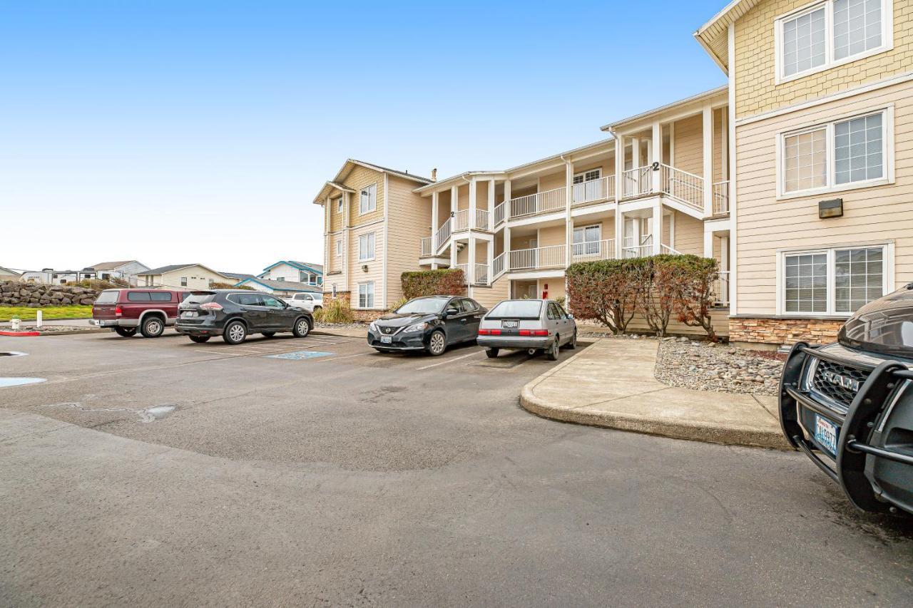 Once Upon A Tide Apartment Westport Bagian luar foto