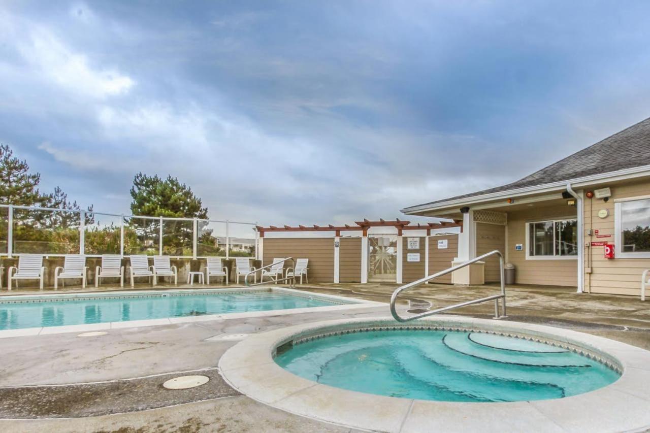 Once Upon A Tide Apartment Westport Bagian luar foto