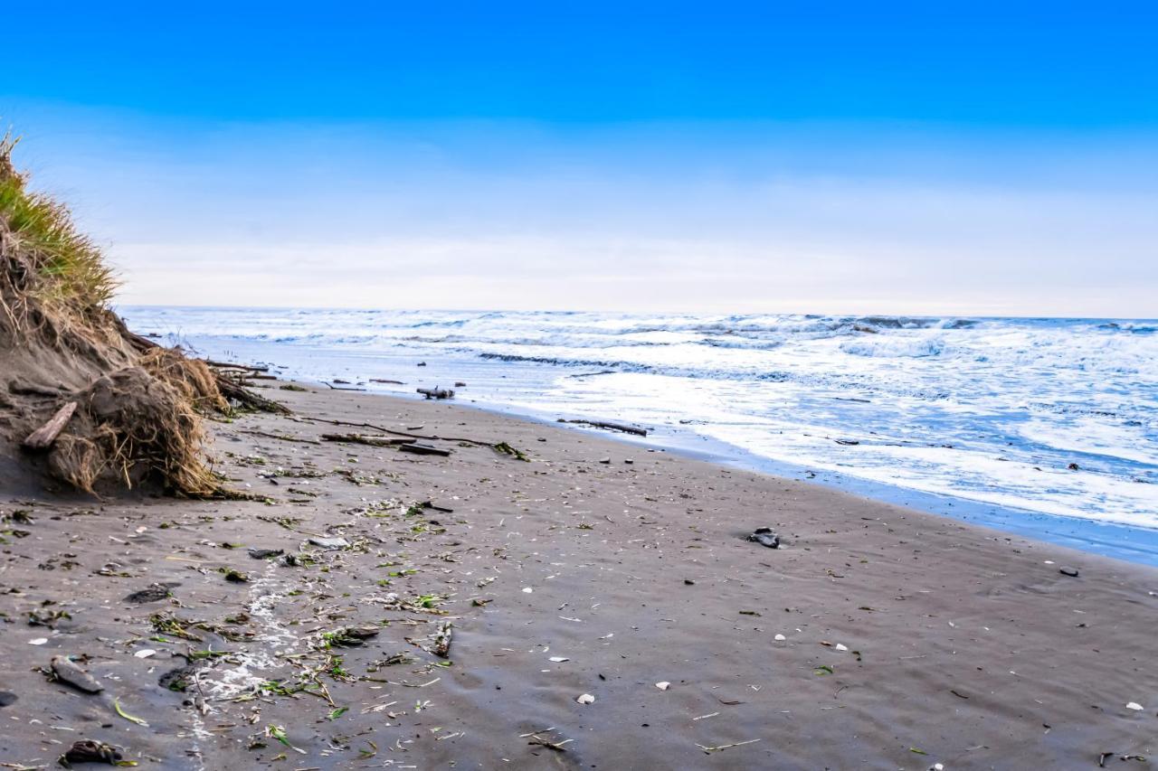 Once Upon A Tide Apartment Westport Bagian luar foto
