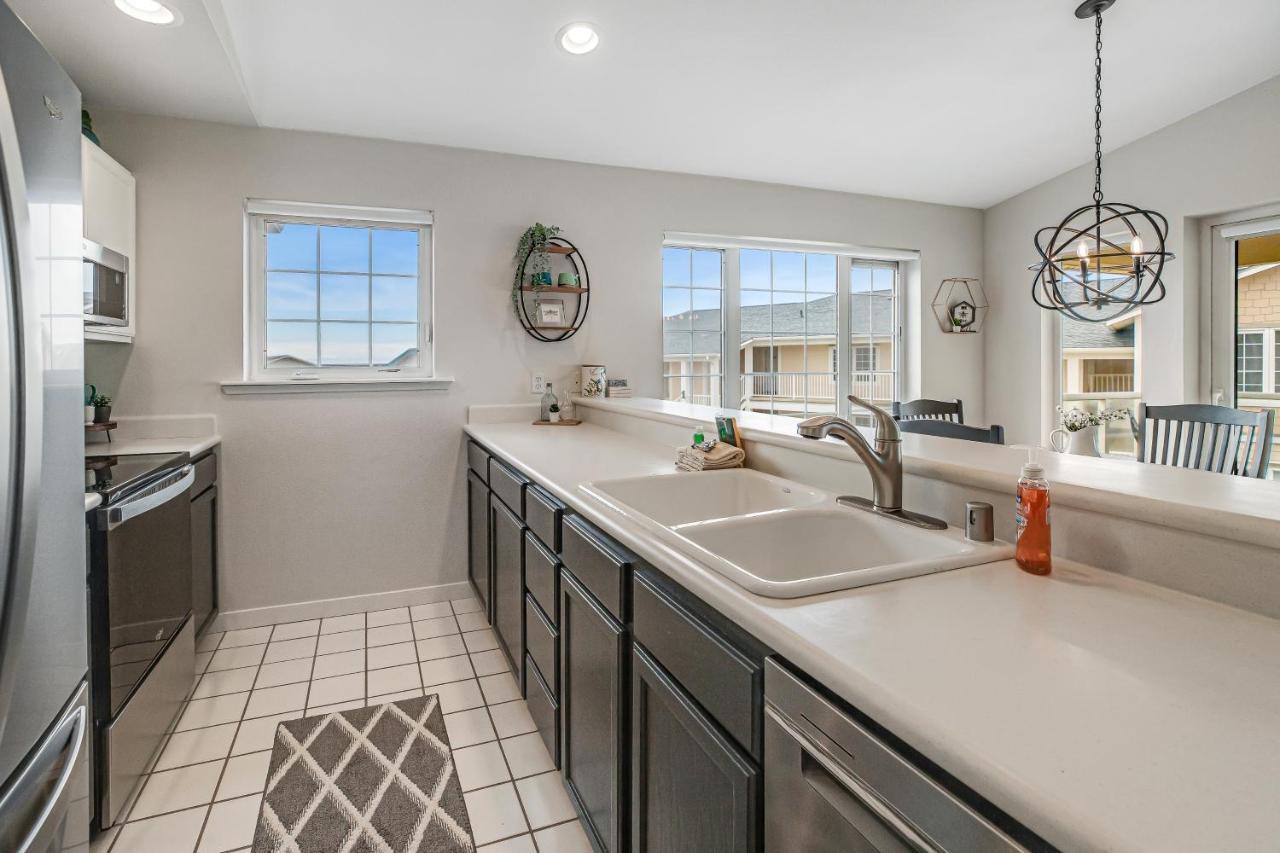 Once Upon A Tide Apartment Westport Bagian luar foto